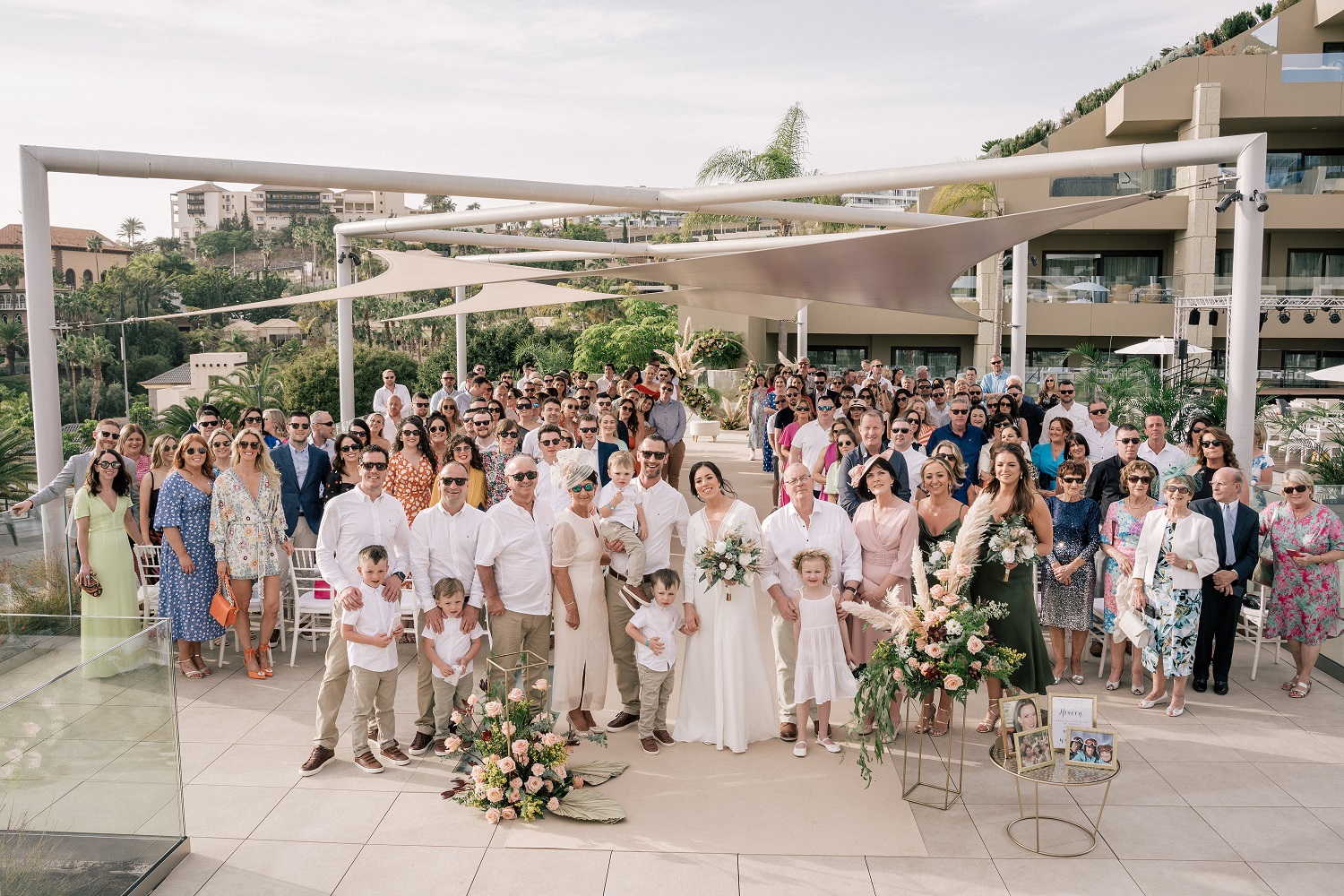 Book your wedding day in GF VICTORIA